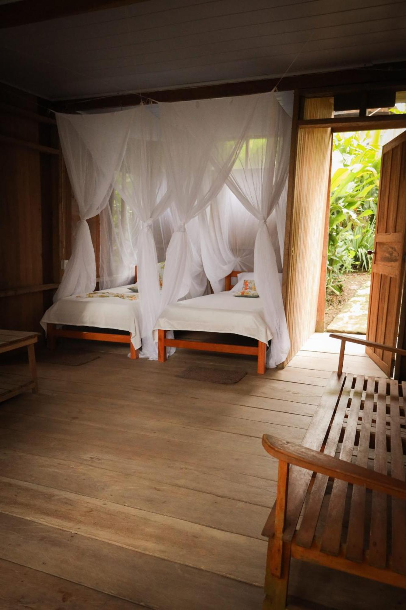 La Ceiba, Amazonas Hotel Летисия Екстериор снимка