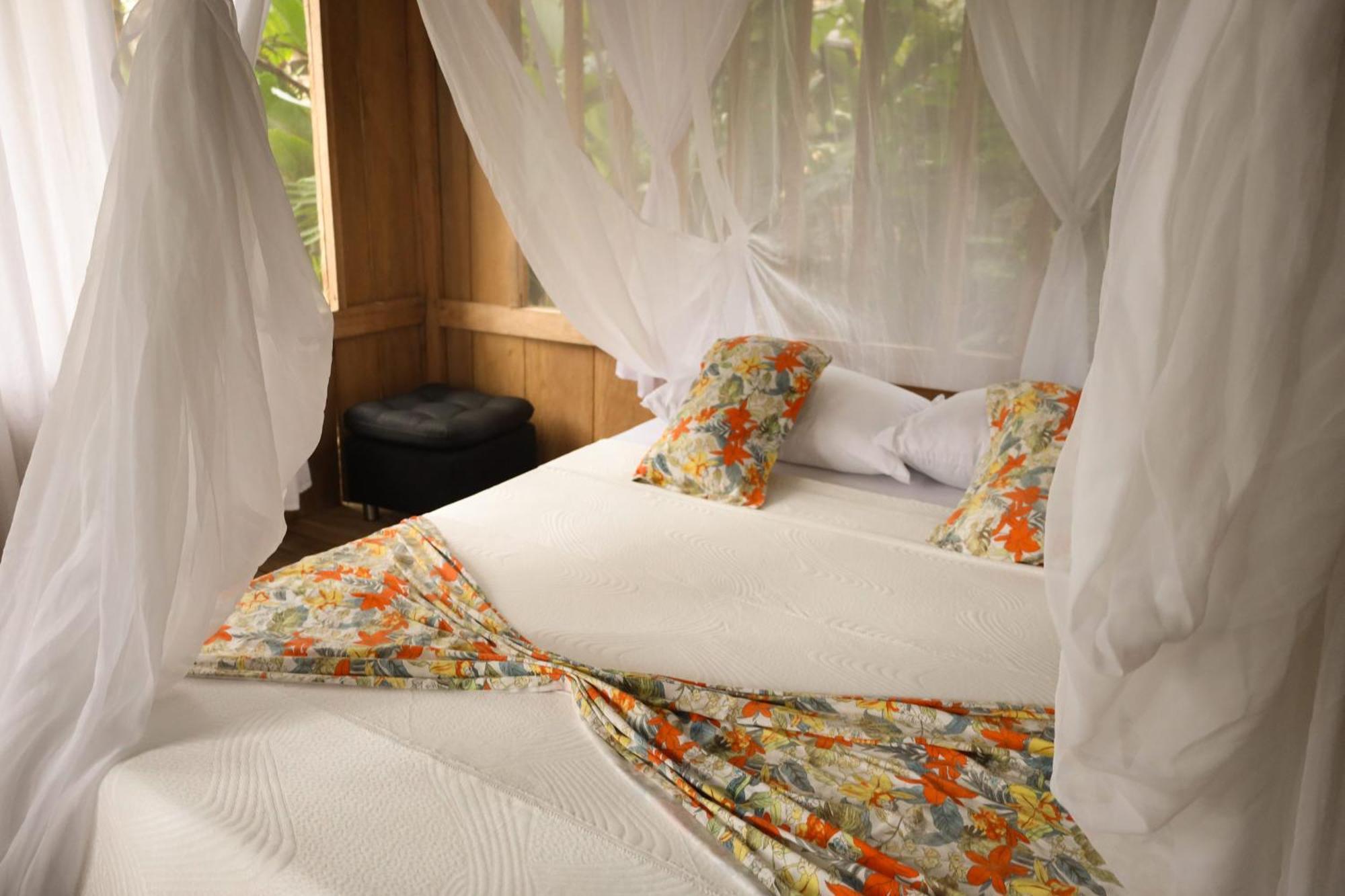 La Ceiba, Amazonas Hotel Летисия Екстериор снимка