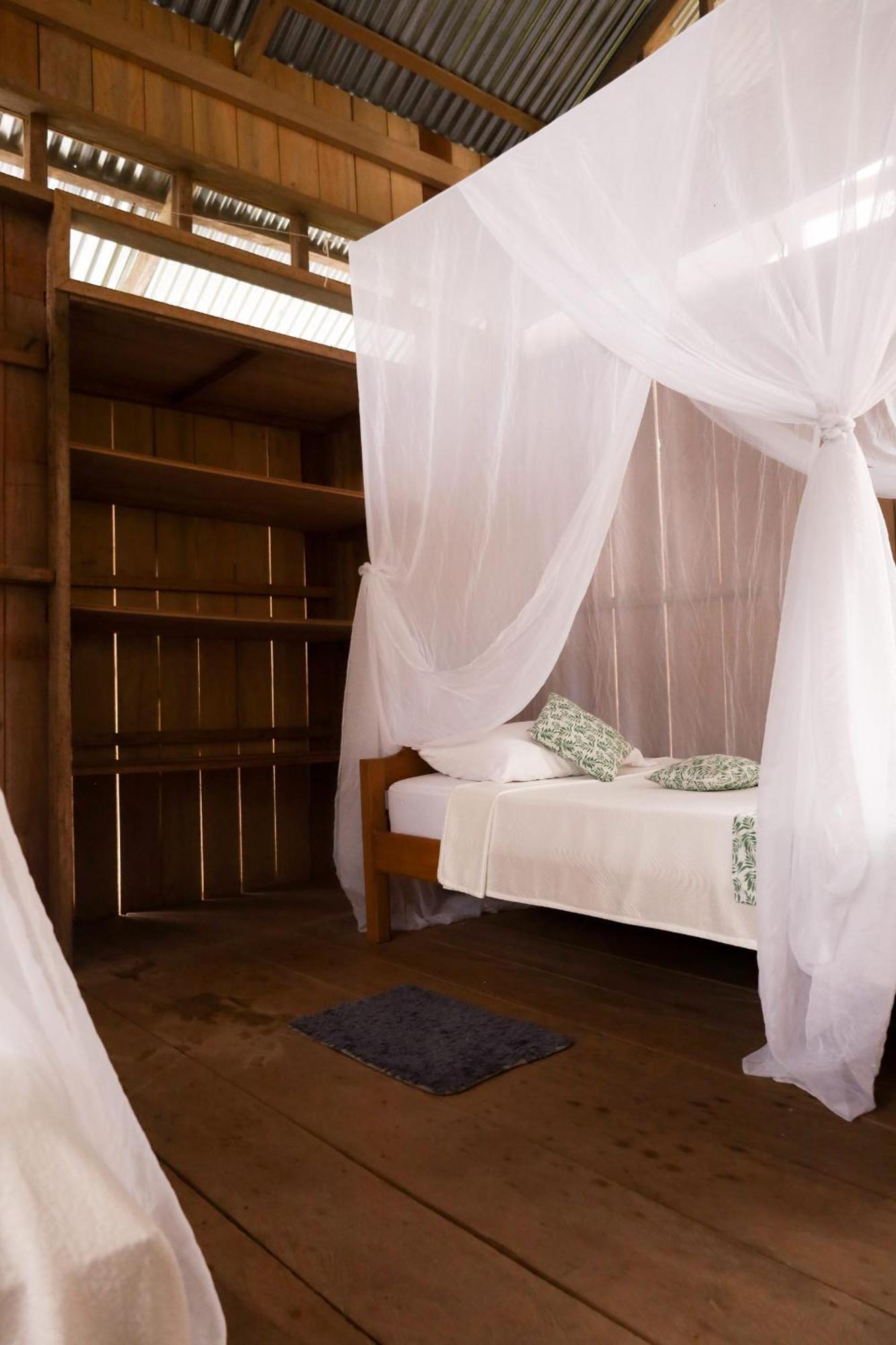La Ceiba, Amazonas Hotel Летисия Екстериор снимка